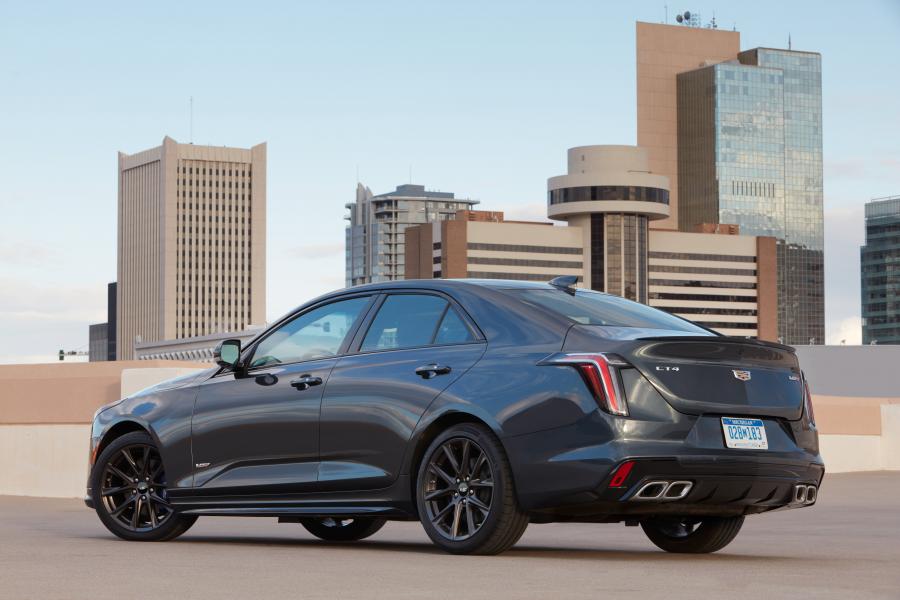  Cadillac CT4-V 2019 года  (фото 14 из 32)